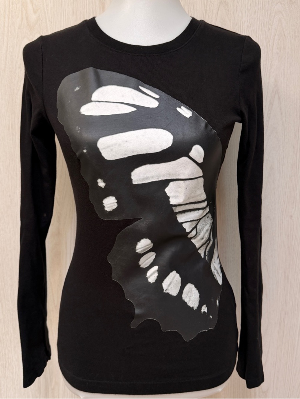 Norma Kamali Black Long Sleeve Butterfly wing Print organic cotton Tee small